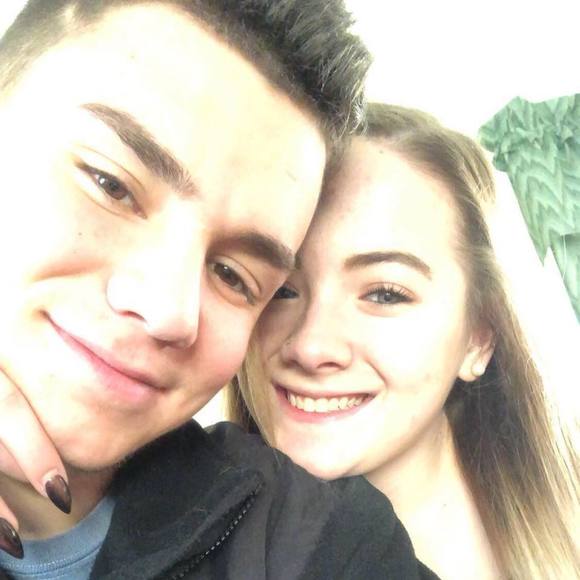 Meet your Posher, Kate - Picture 1 of 1